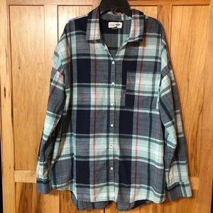 Old navy plaid boyfriend shirt